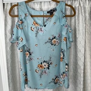 ☘️ 2/$18 Roz & Ali Crepe Floral Cold Shoulder Top/Size Small Petite